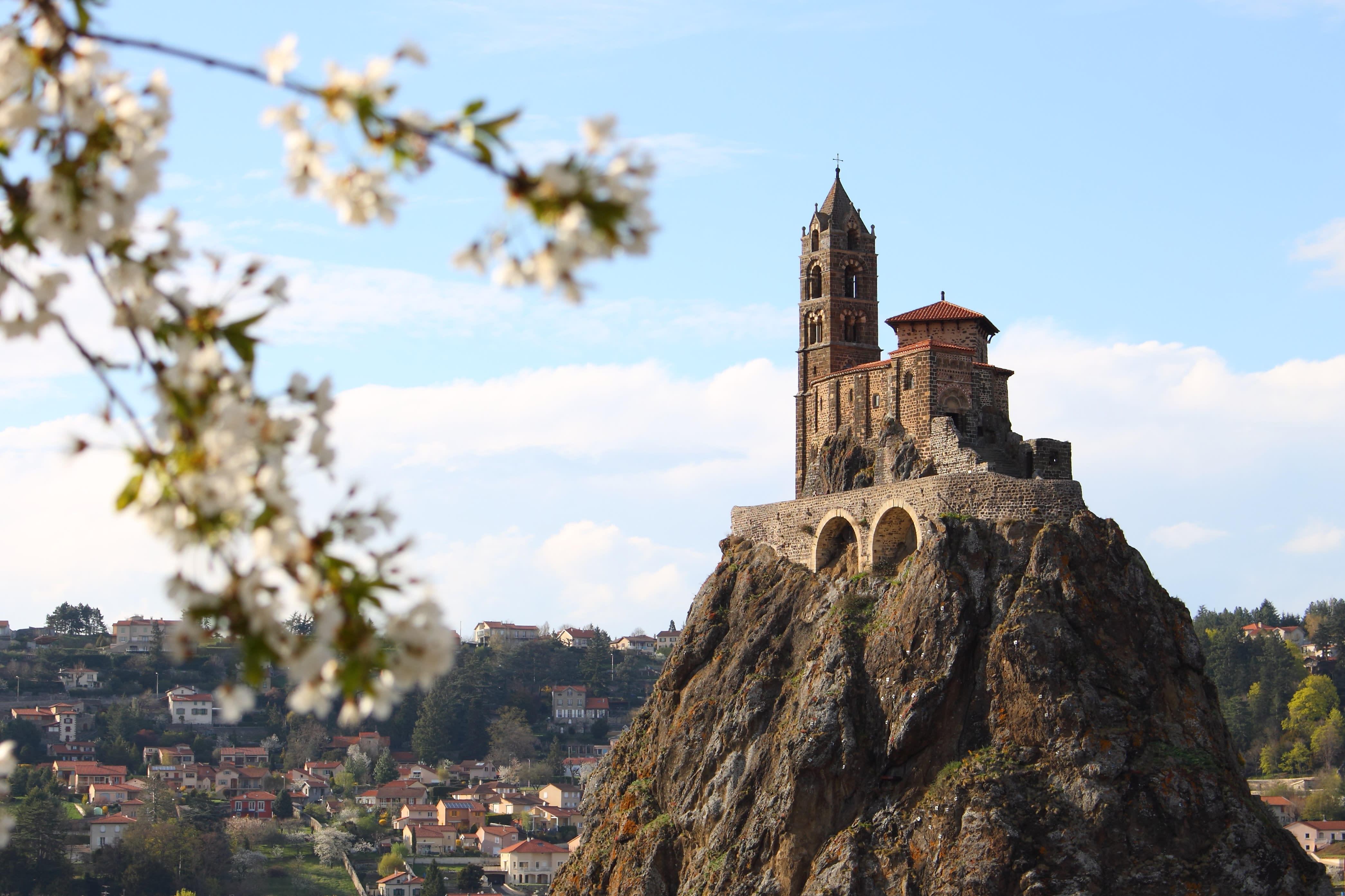Image Le Chemin de St Jacques accompagné : du Puy-en-Velay à Cahors à pied-bus
