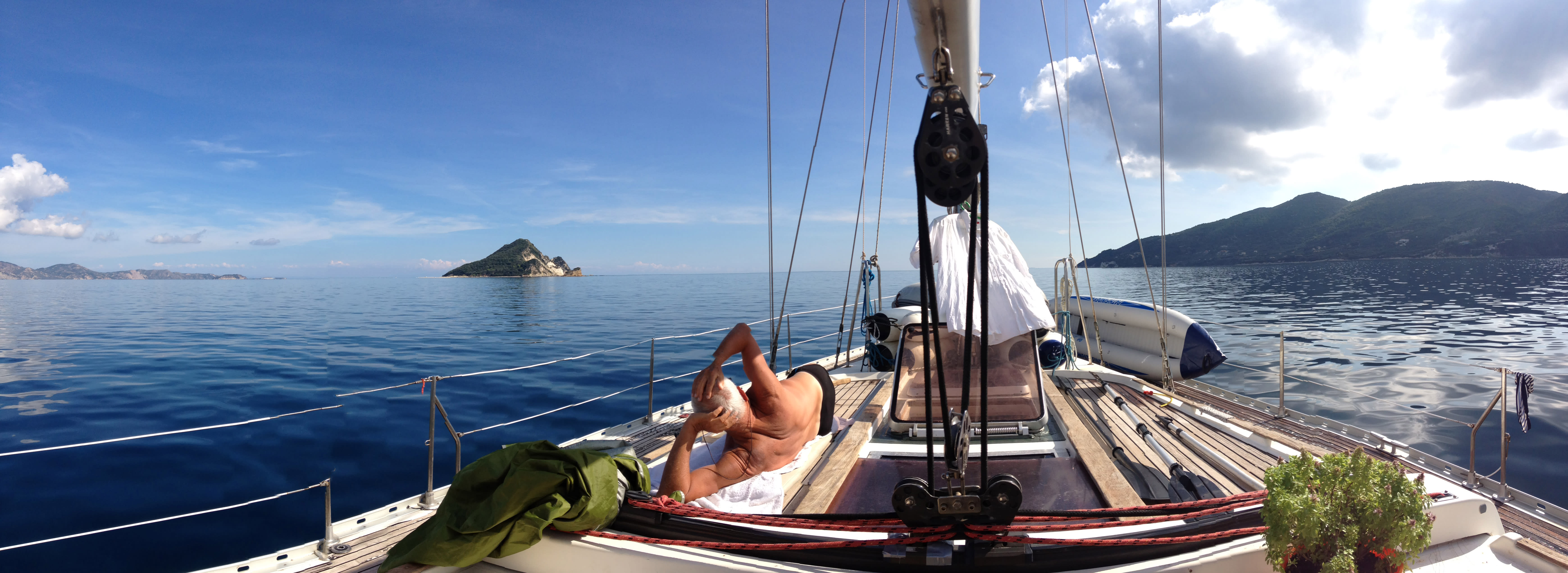 Image Rando/bateau dans les Cyclades