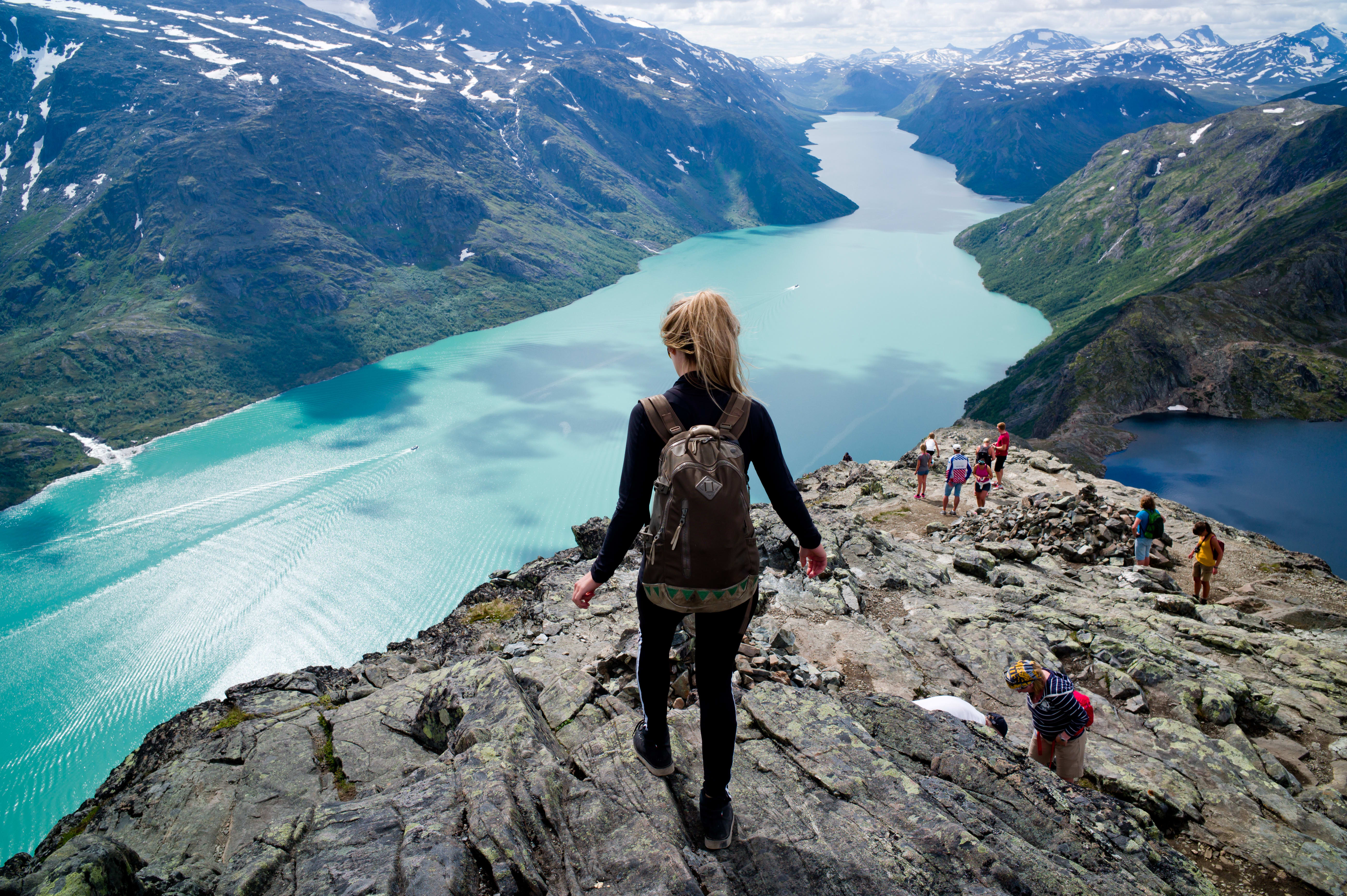 Trek - Des montagnes au fjord : trek dans le Jotunheimen