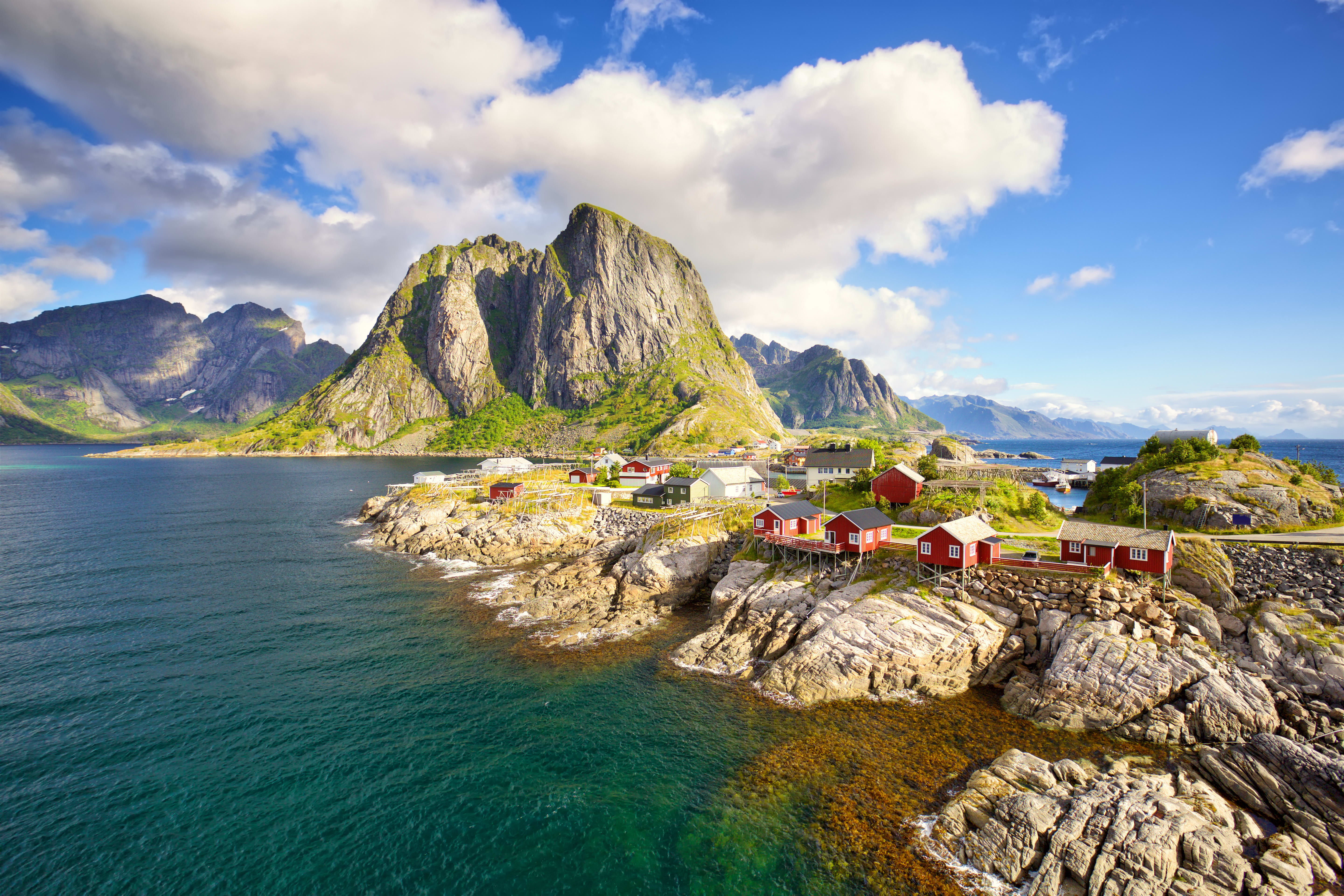 Sommets et crêtes des îles Lofoten