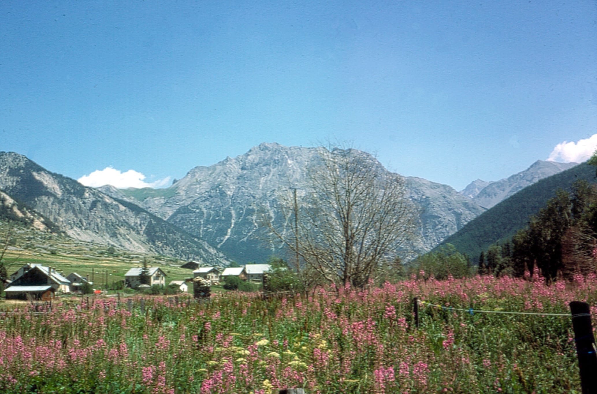 Image Le tour de la vallée de la Clarée