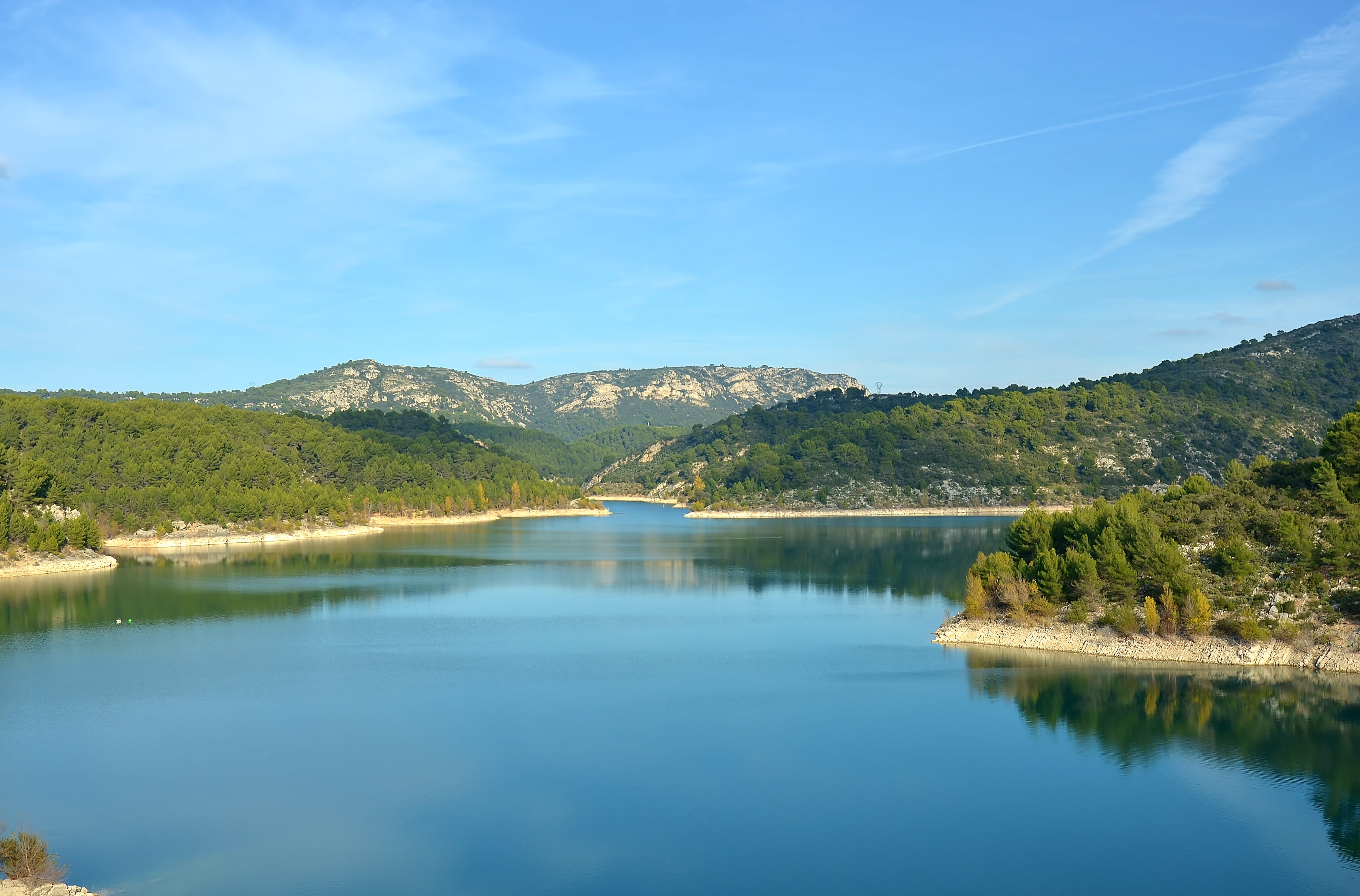 Image Massifs provençaux de Cézanne à Pagnol