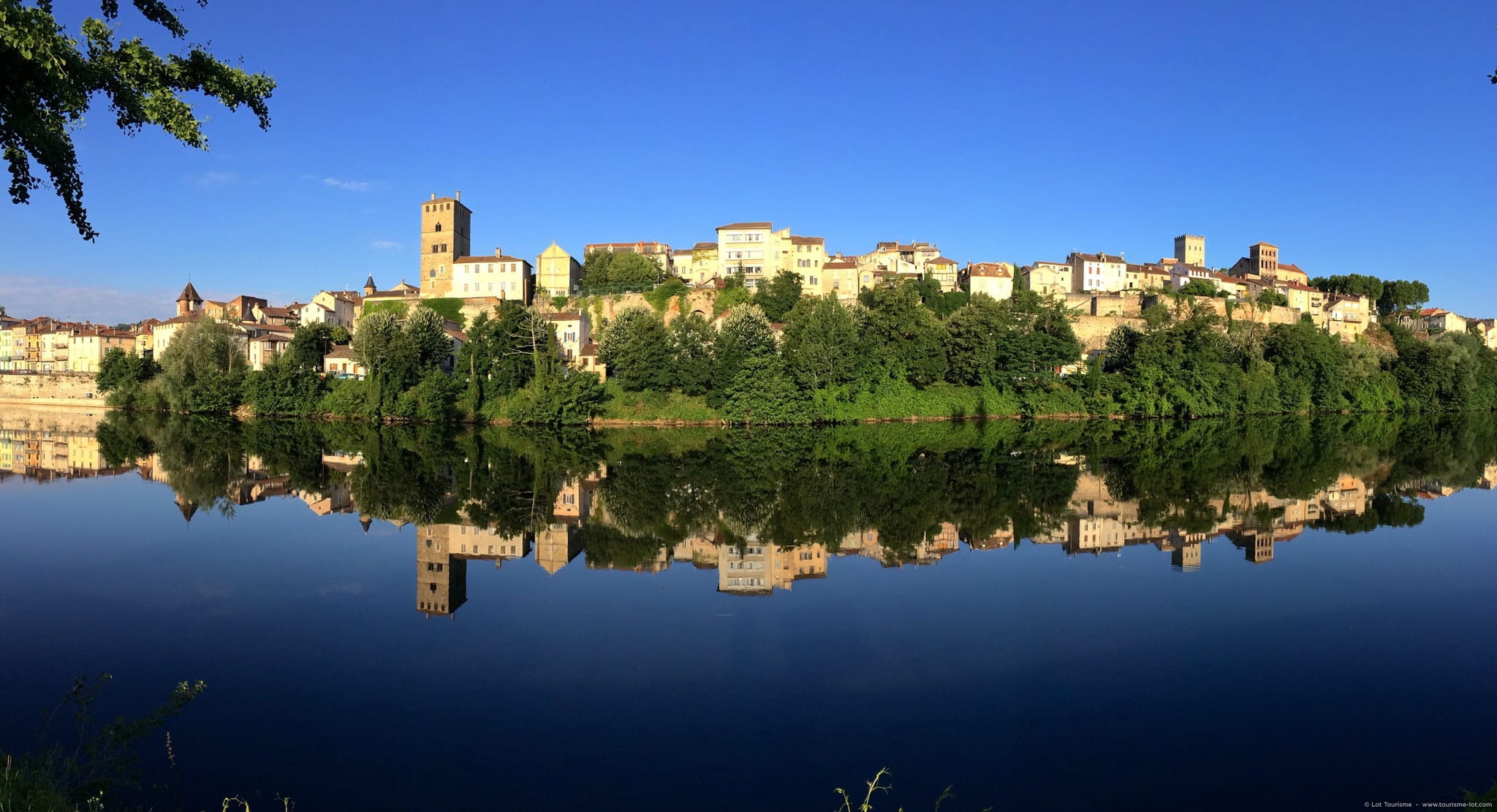 Image Panoramas du Lot : randonnée par les causses et Saint-Cirq-Lapopie