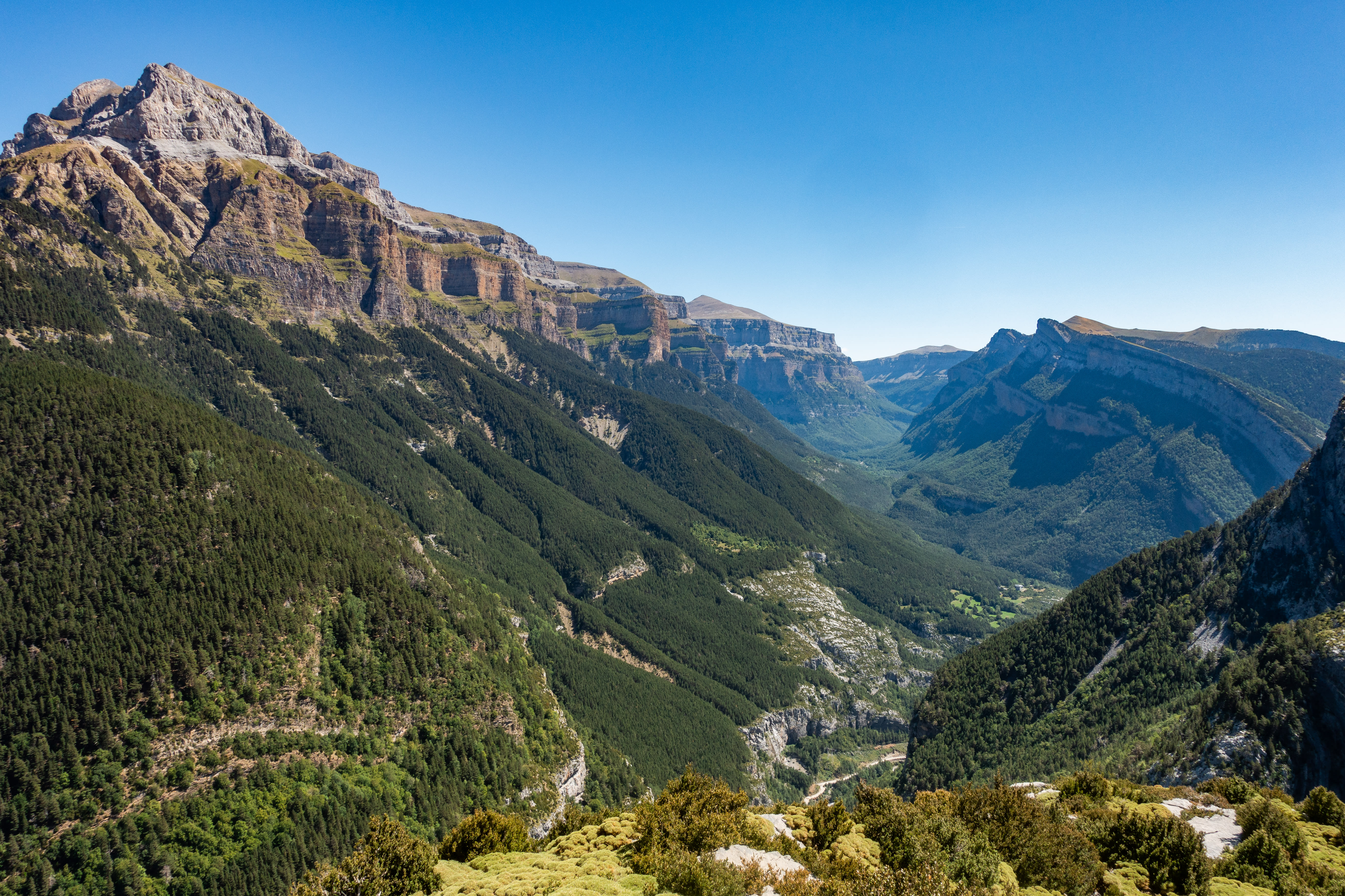 Parc National d'Ordesa, au coeur des grands canyons pyrénéens