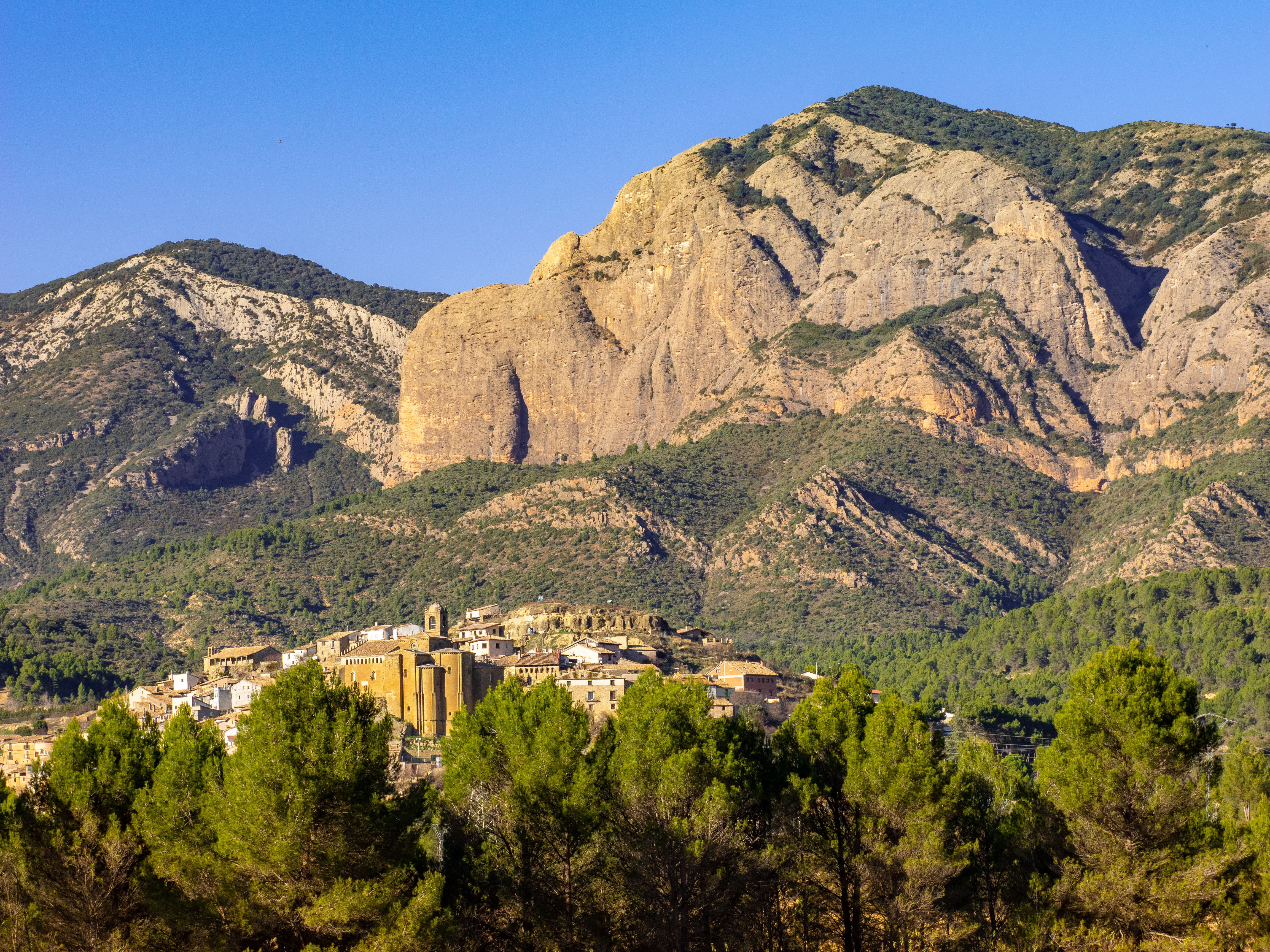 Image Citadelles de pierre en Aragon, de Jaca à Riglos