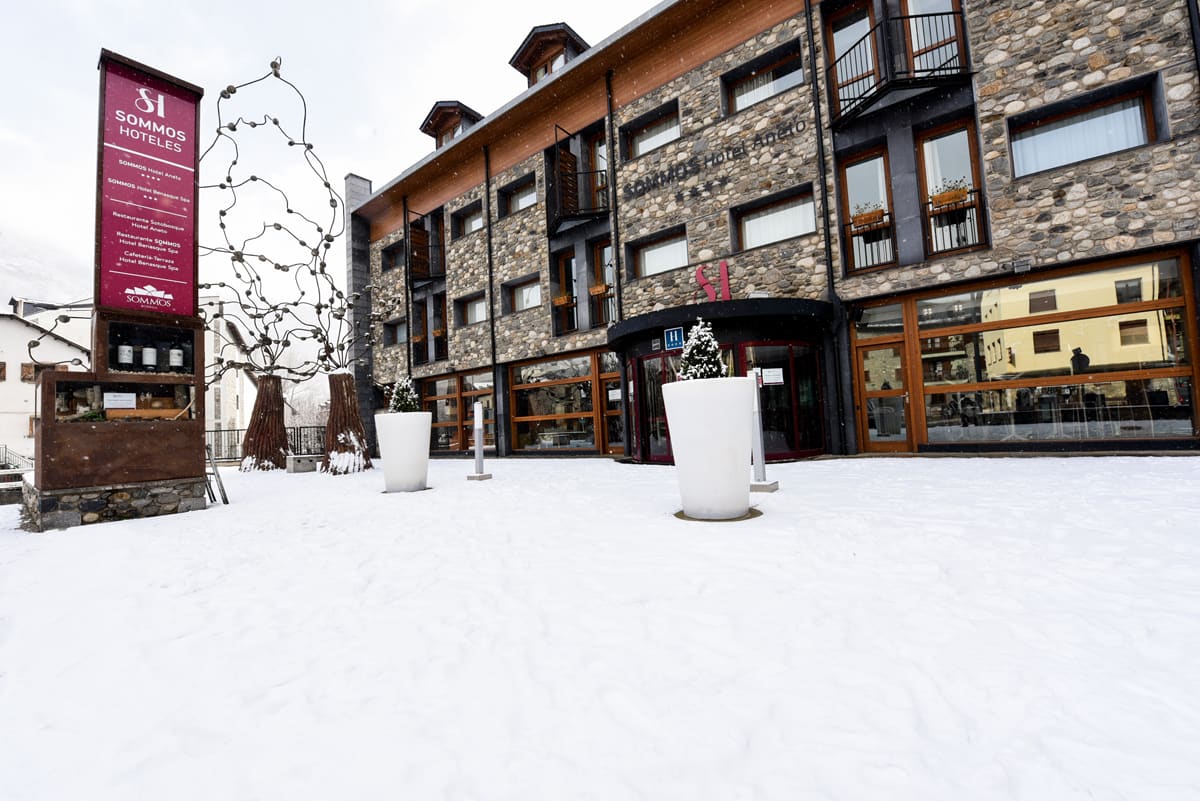 Image Réveillon raquette douillette tout confort : les neiges de Benasque