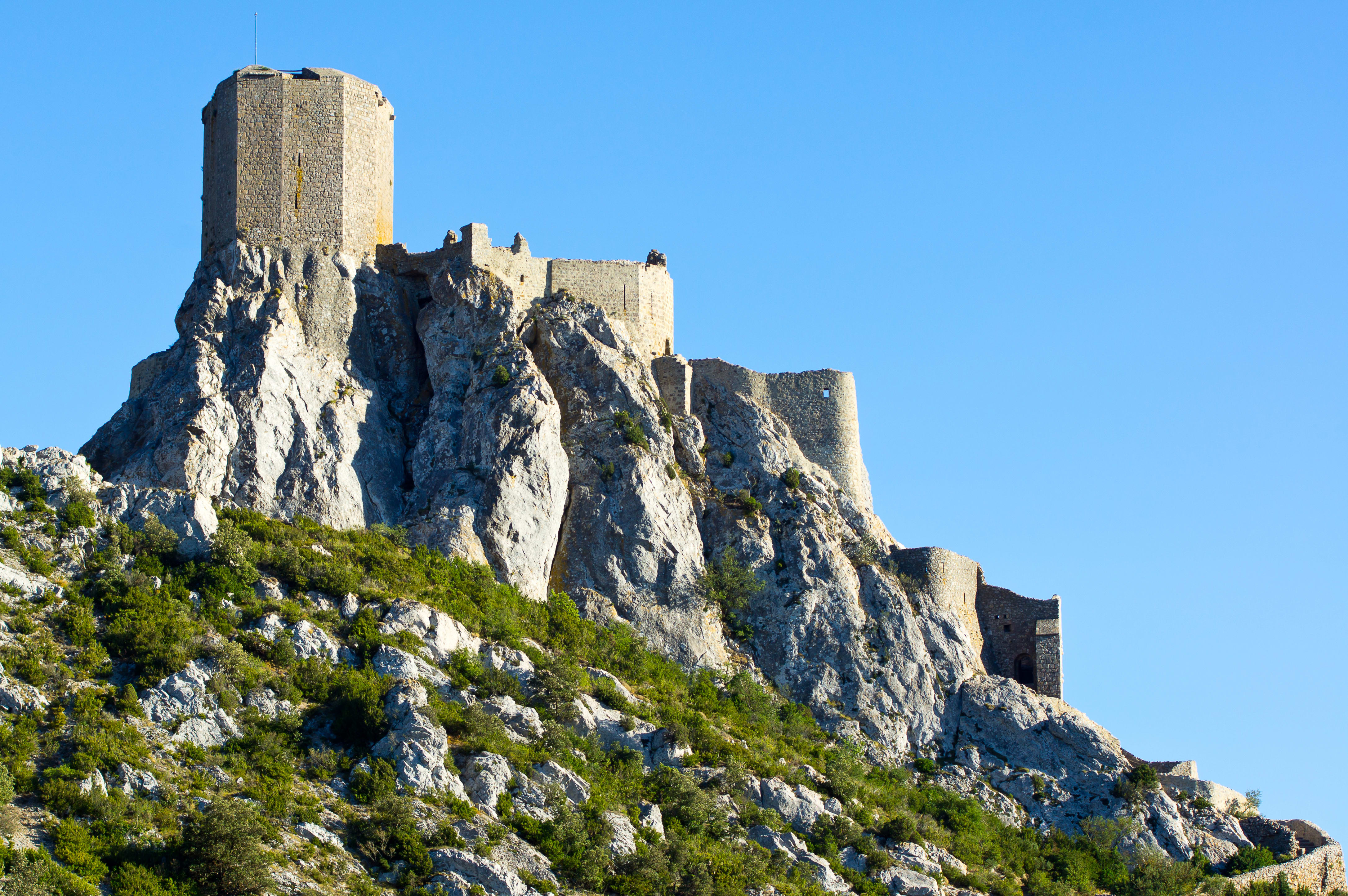 Pays Cathare, rando confort de Quéribus à Montségur