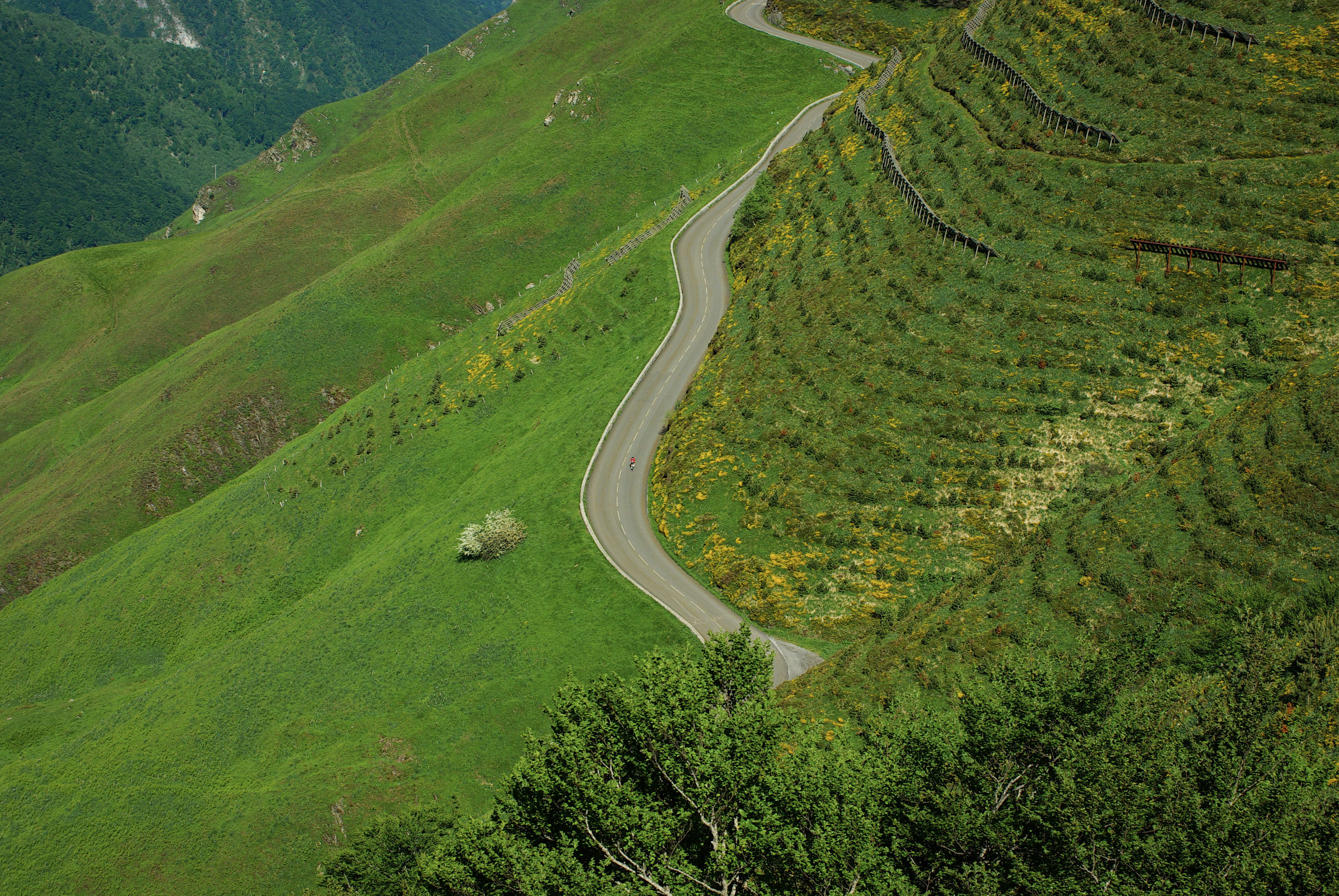Image Le Tourmalet et les grands cols du Tour de France à vélo électrique