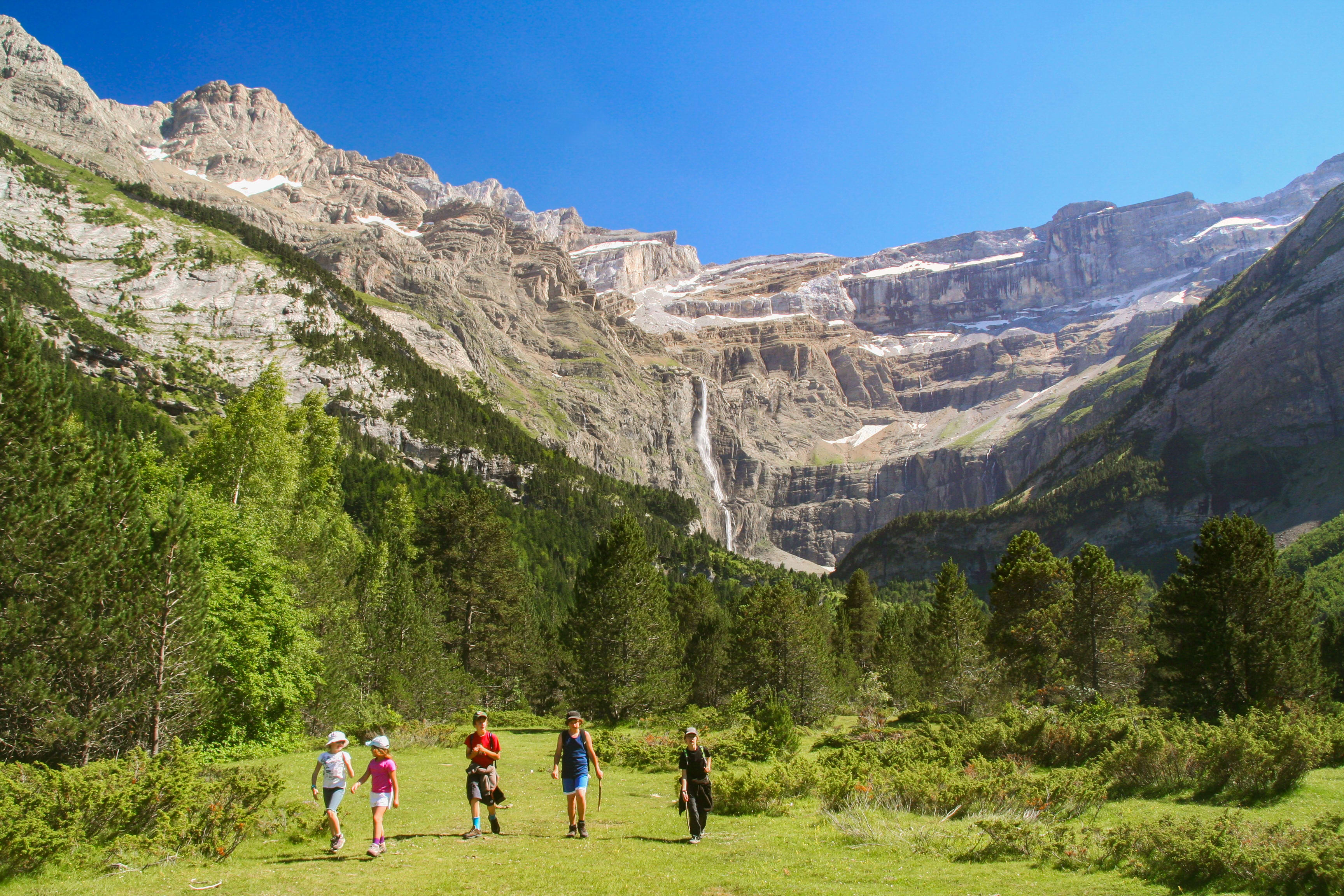 Image Val d'Azun, Pont d'Espagne, Gavarnie... le plus beau des Pyrénées Centrales sur le GR10 !