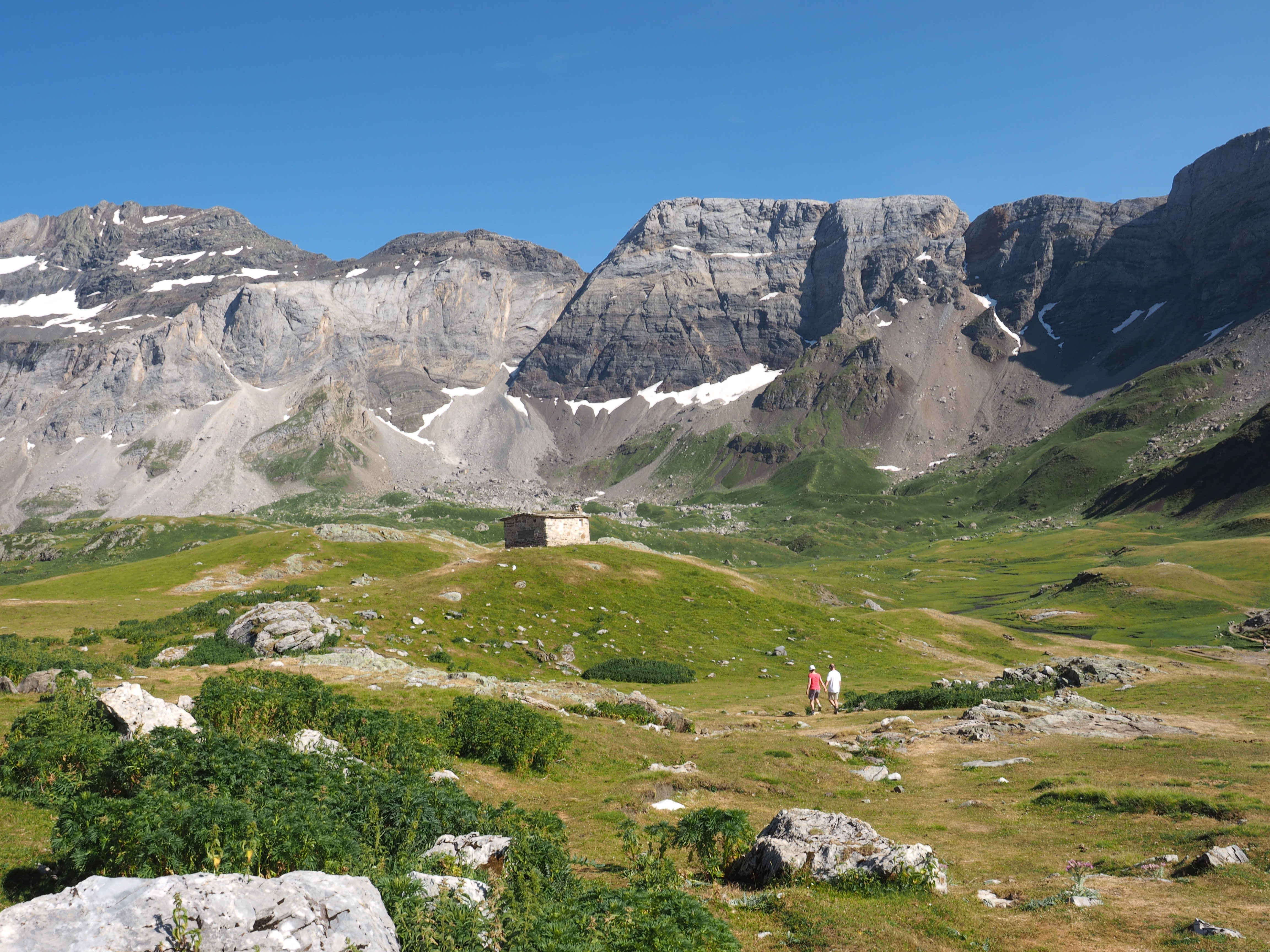 Image Du Val d'Azun au Cirque de Troumouse, traversée au coeur du Parc National des Pyrénées