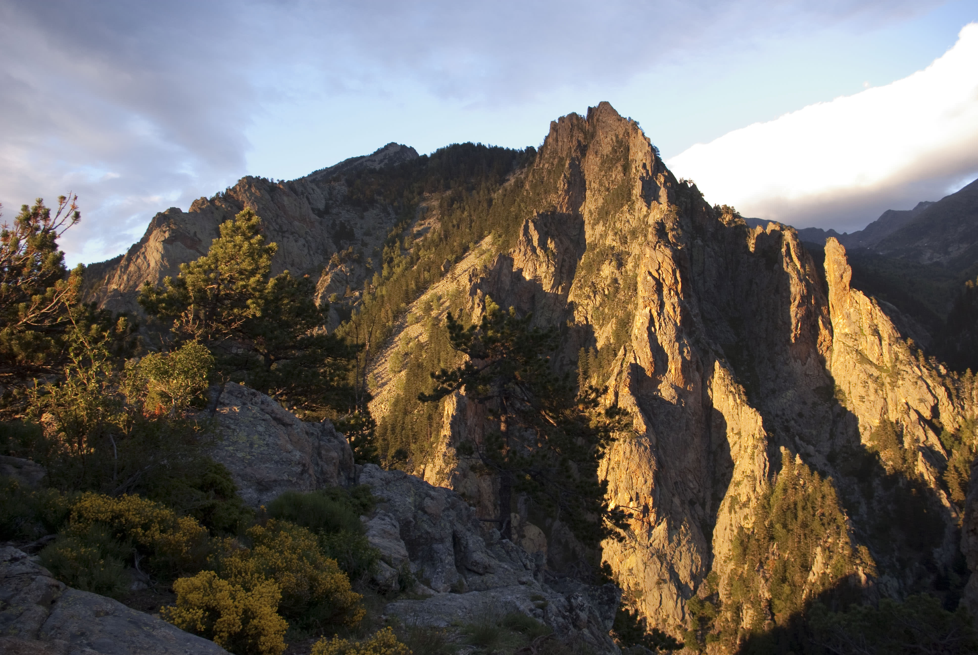 Image Le Tour du Canigou, Olympe catalan