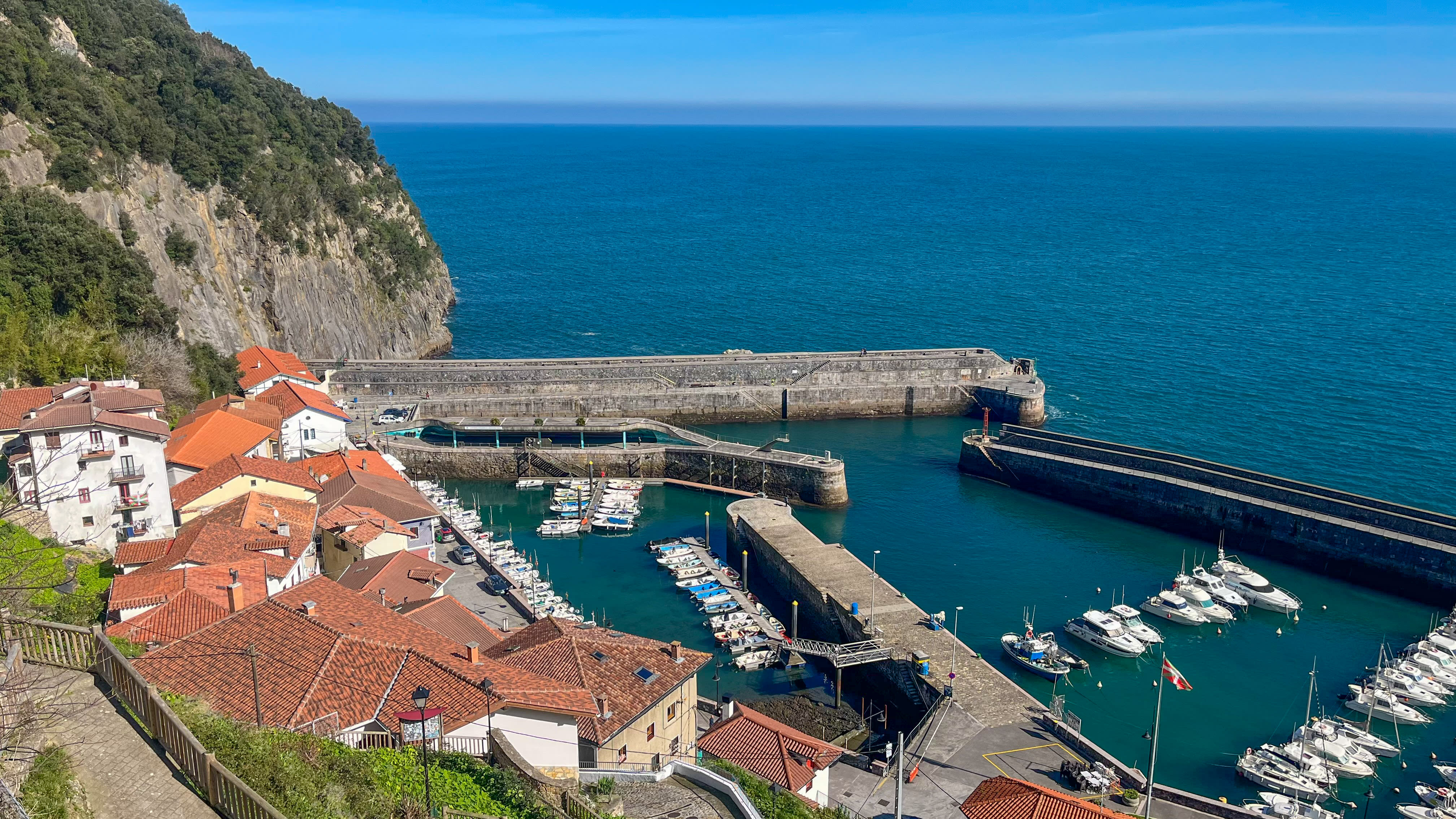 Image Secret Pays-Basque espagnol : rando, yoga et spa au bord de l'océan !