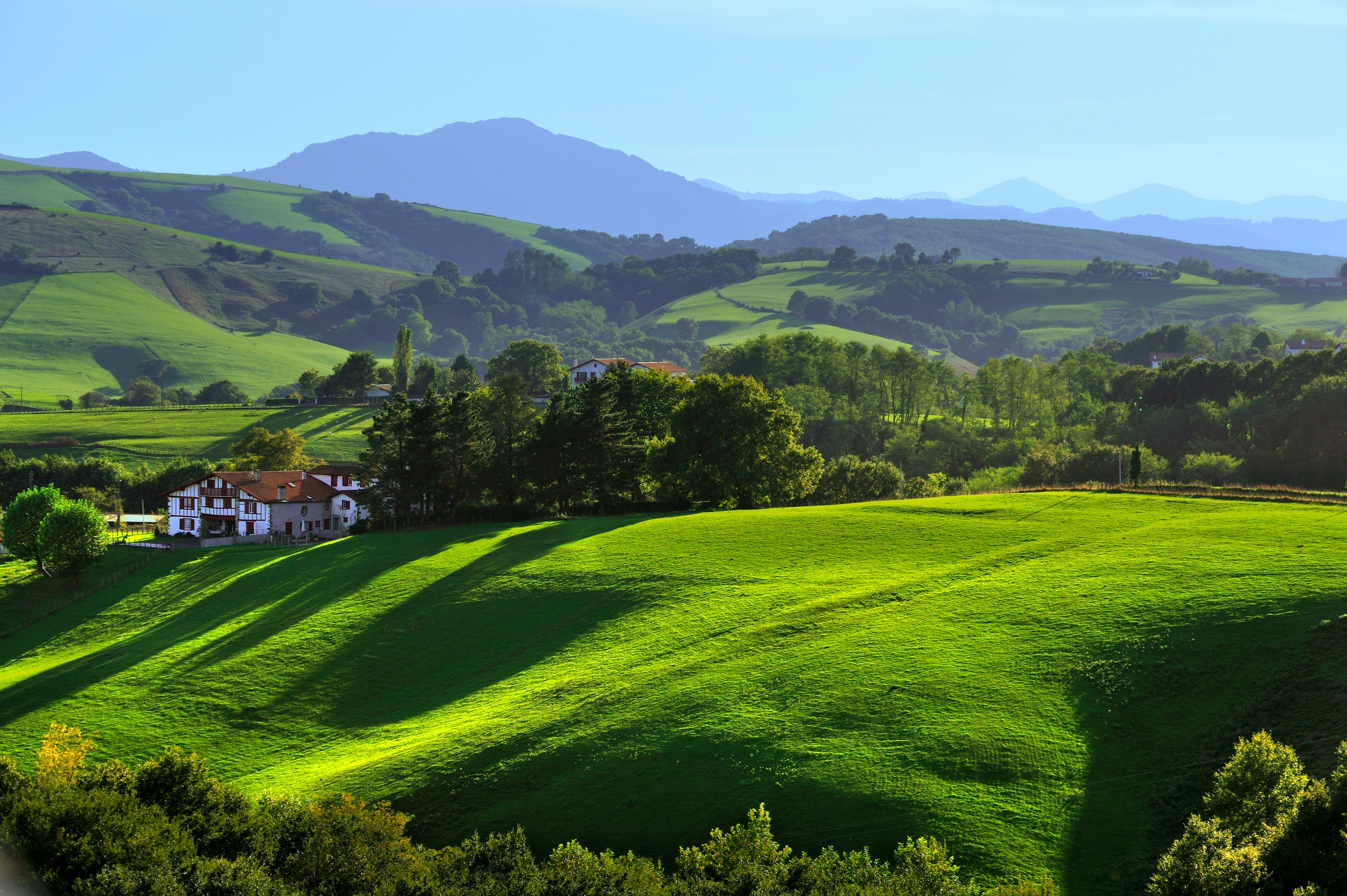 Voyage bien-être et yoga - Rando Yoga au Pays Basque, harmonie du corps et de l\'esprit