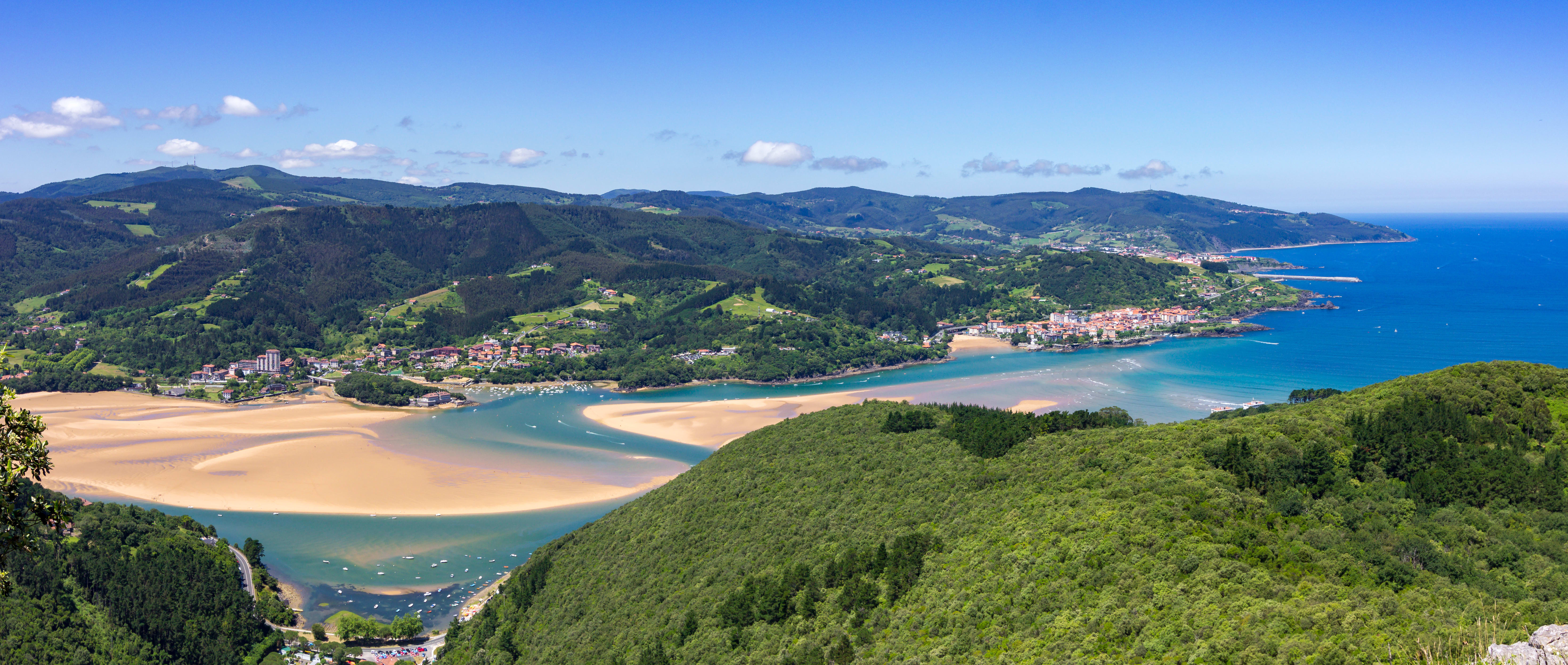 Voyage en Haute Montagne - Secret Pays-Basque espagnol : rando, yoga et spa au bord de l\'océan !
