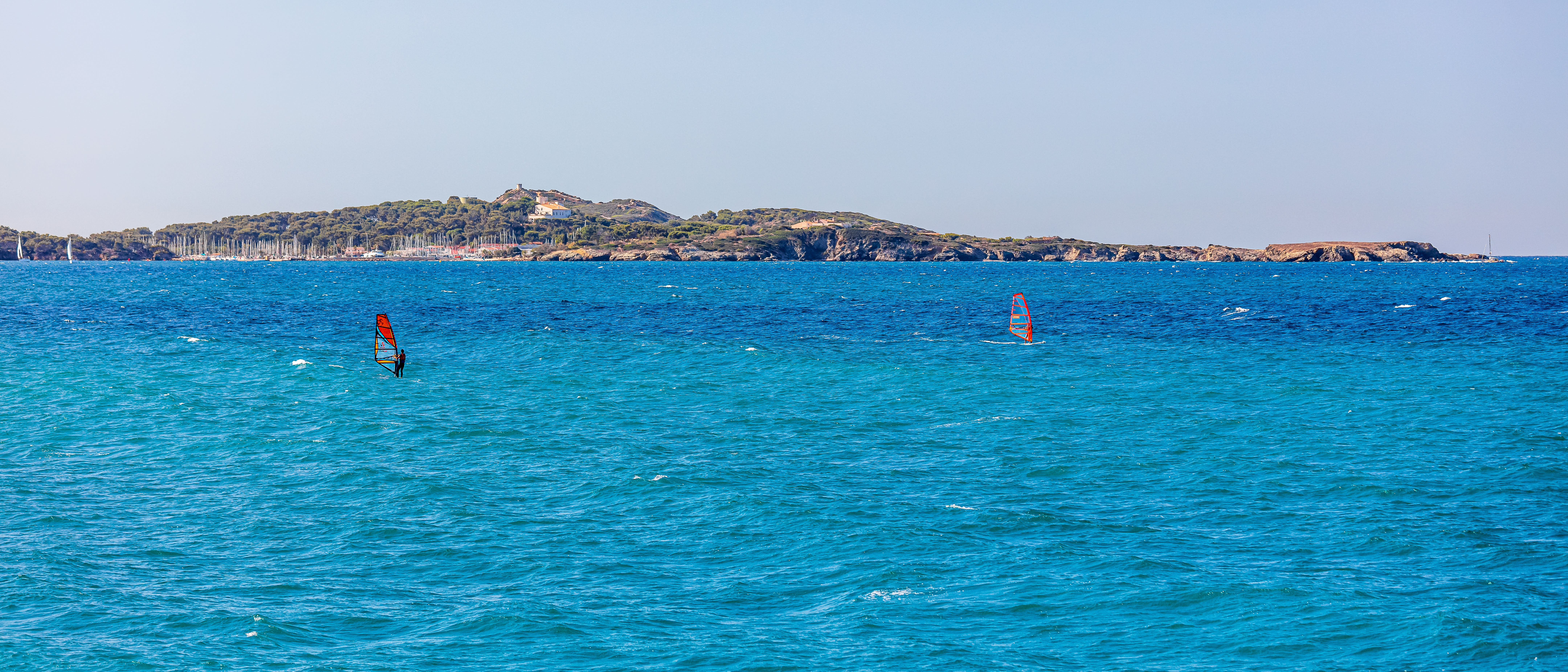 Vela, Mergulho e Praias na Costa Azul - Verão Feliz