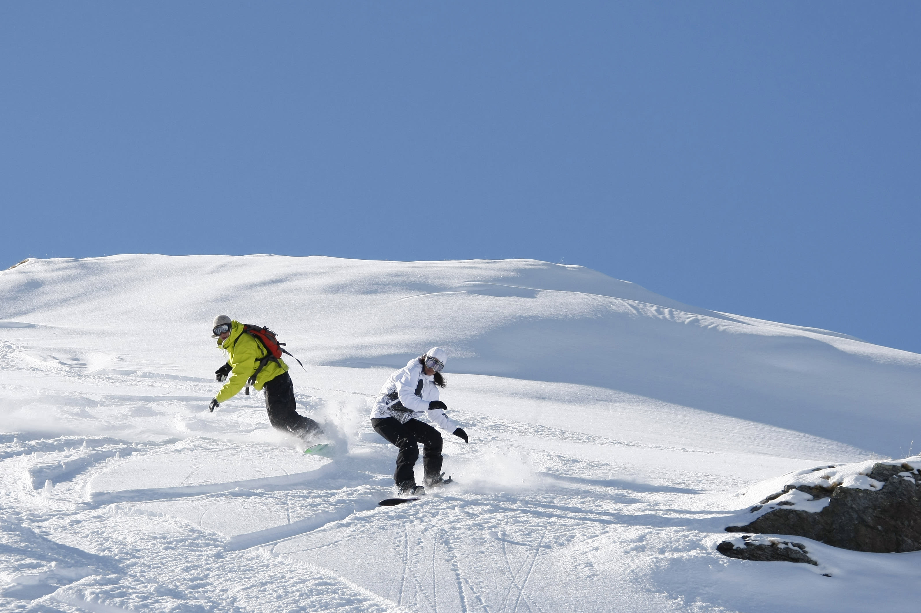 Découverte du snowboard hors-piste