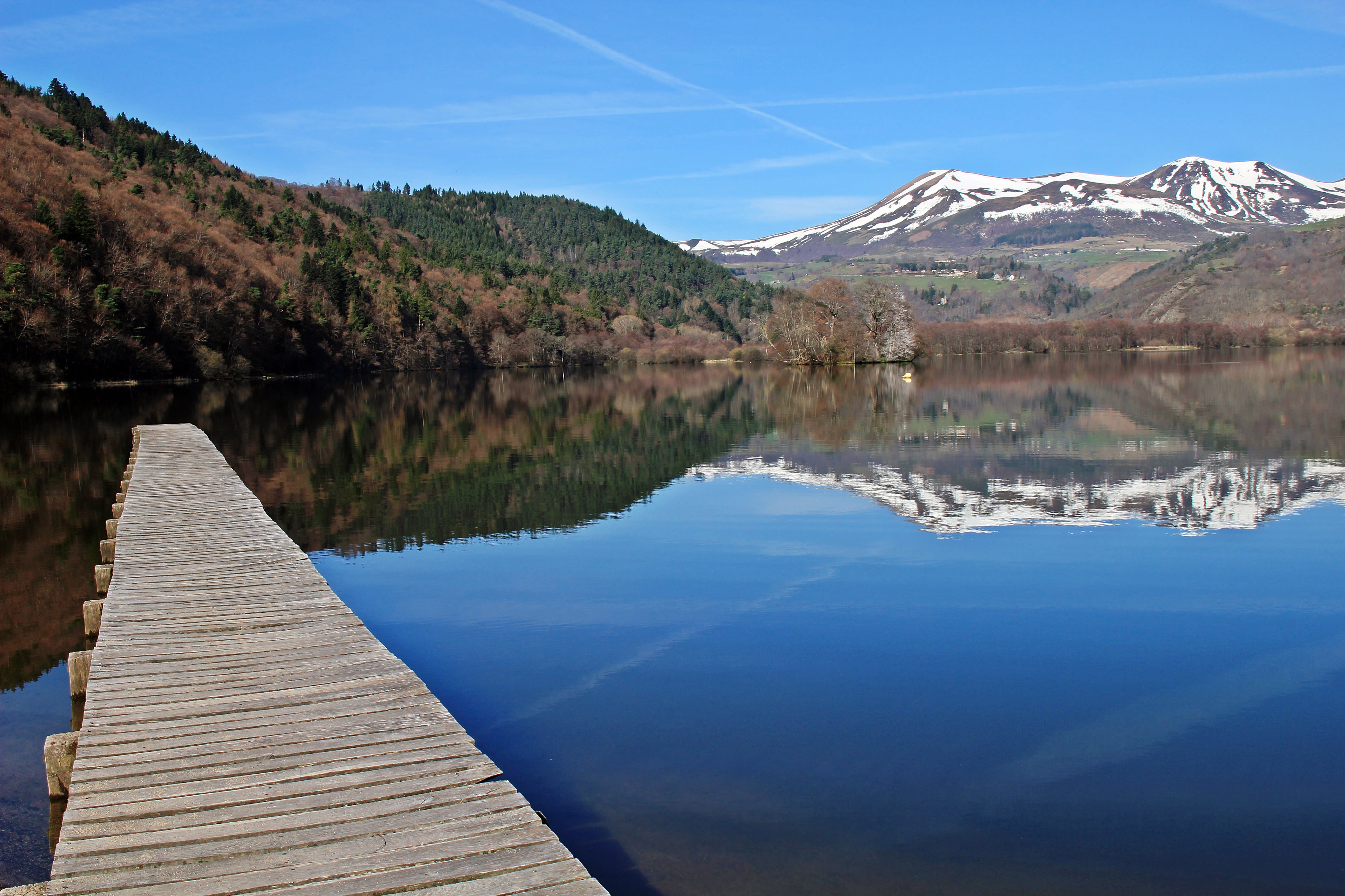 Cascades, lacs et volcans d'Auvergne