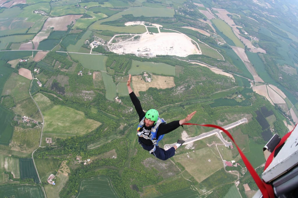Apprendre le parachutisme en 7 jours en progression traditionnelle