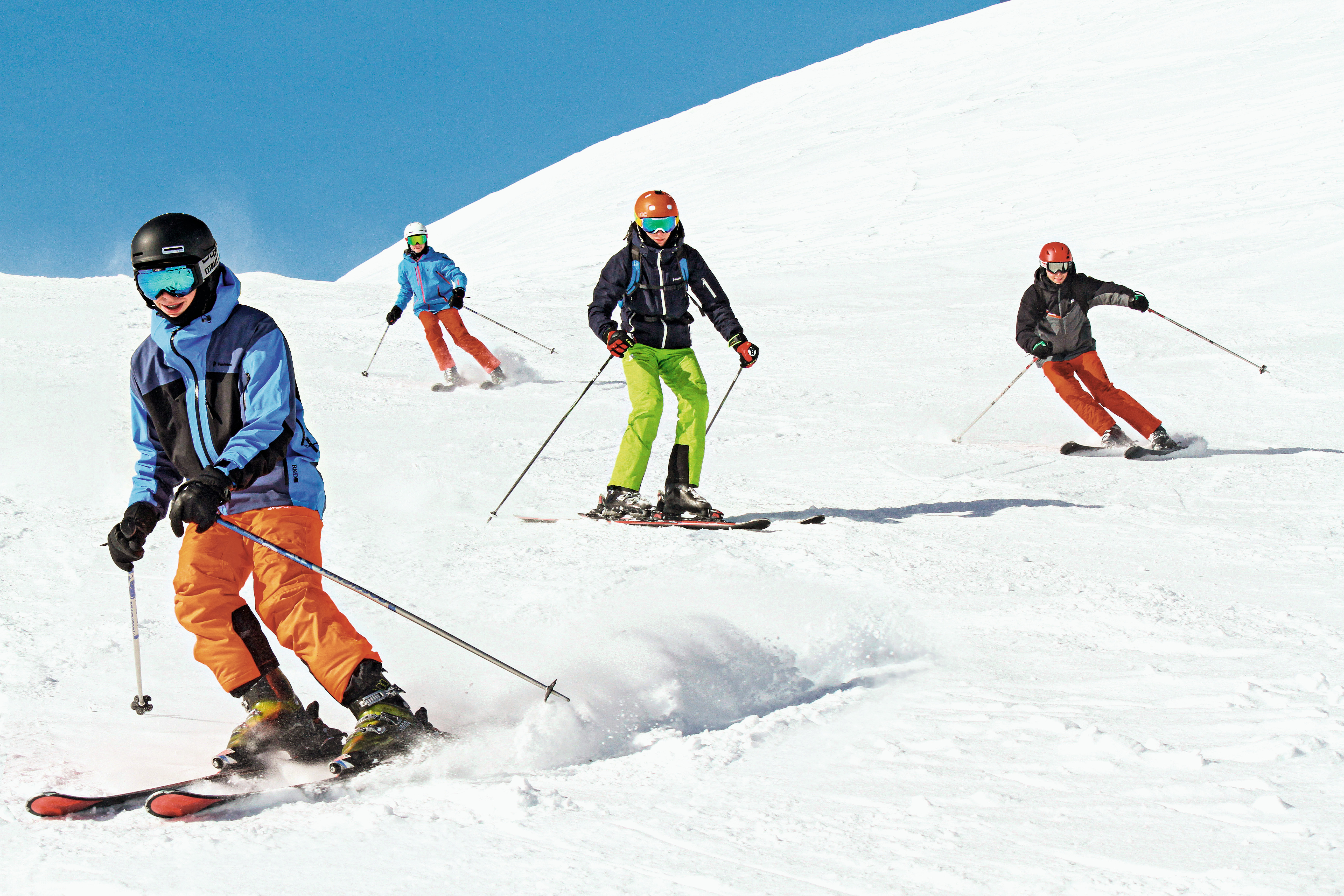 Les essentiels pour une longue journée de ski alpin