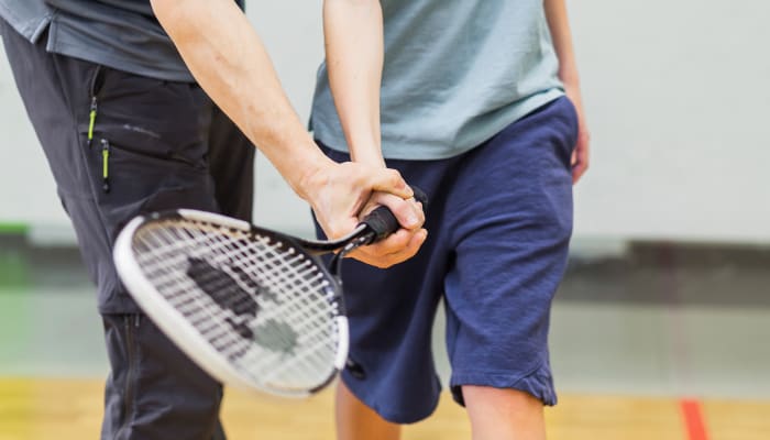 Les cours de squash pour mon enfant