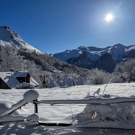 Raquettes-yoga dans le Val d'Azun, éden des Pyrénées