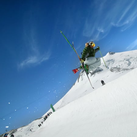 Découverte freestyle ski ou snowboard 