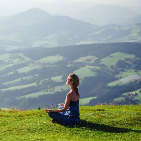 Rando Yoga au Pays Basque, harmonie avec la nature