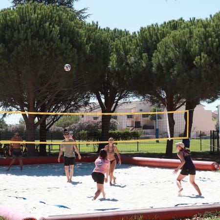 Beach-volley & multiactivités au bord de la méditerranée