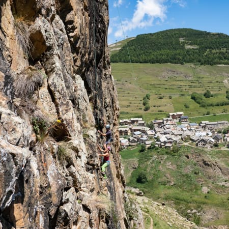 Escalade falaise évolution