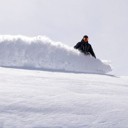 Découverte du snowboard hors-piste