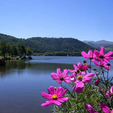 Cascades, lacs et volcans d'Auvergne