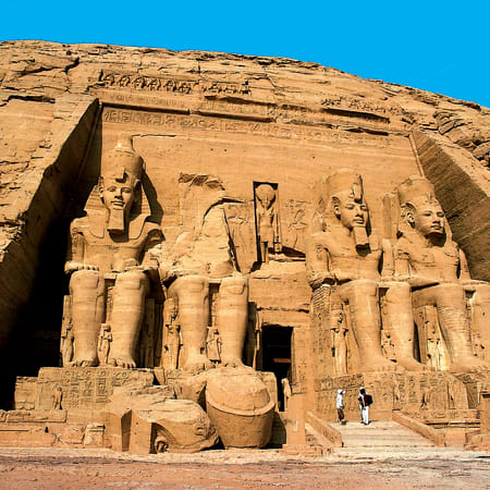 Des pyramides à Abou Simbel