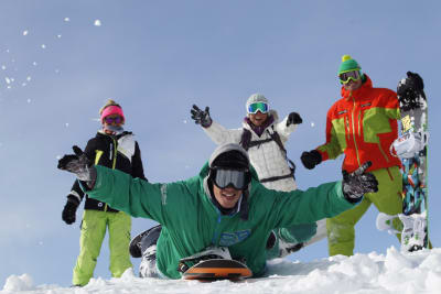 Snowboardpakke Halvtid – UCPA rejse med aktiviteter og indkvartering