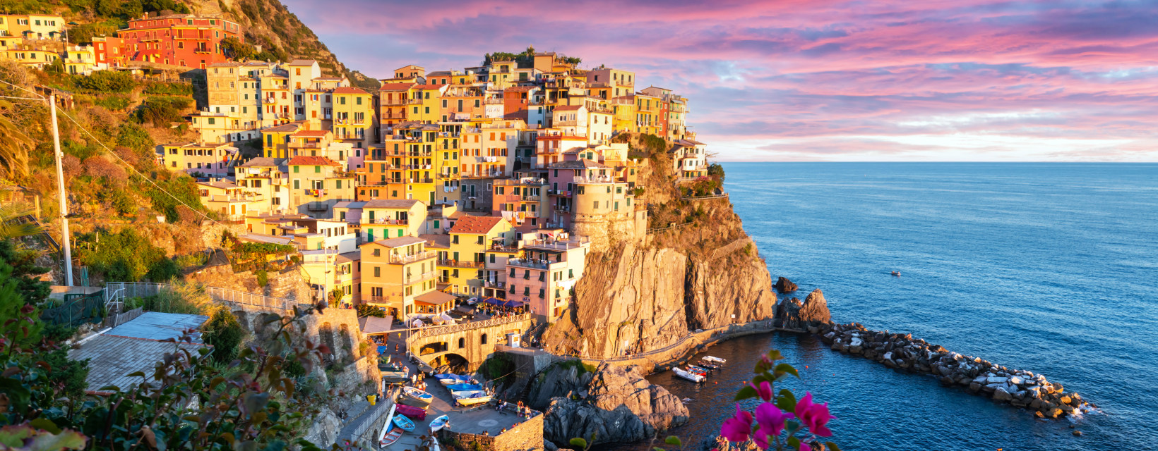Point de vue sur le village de Manarola dans les Cinque Terre, en Italie