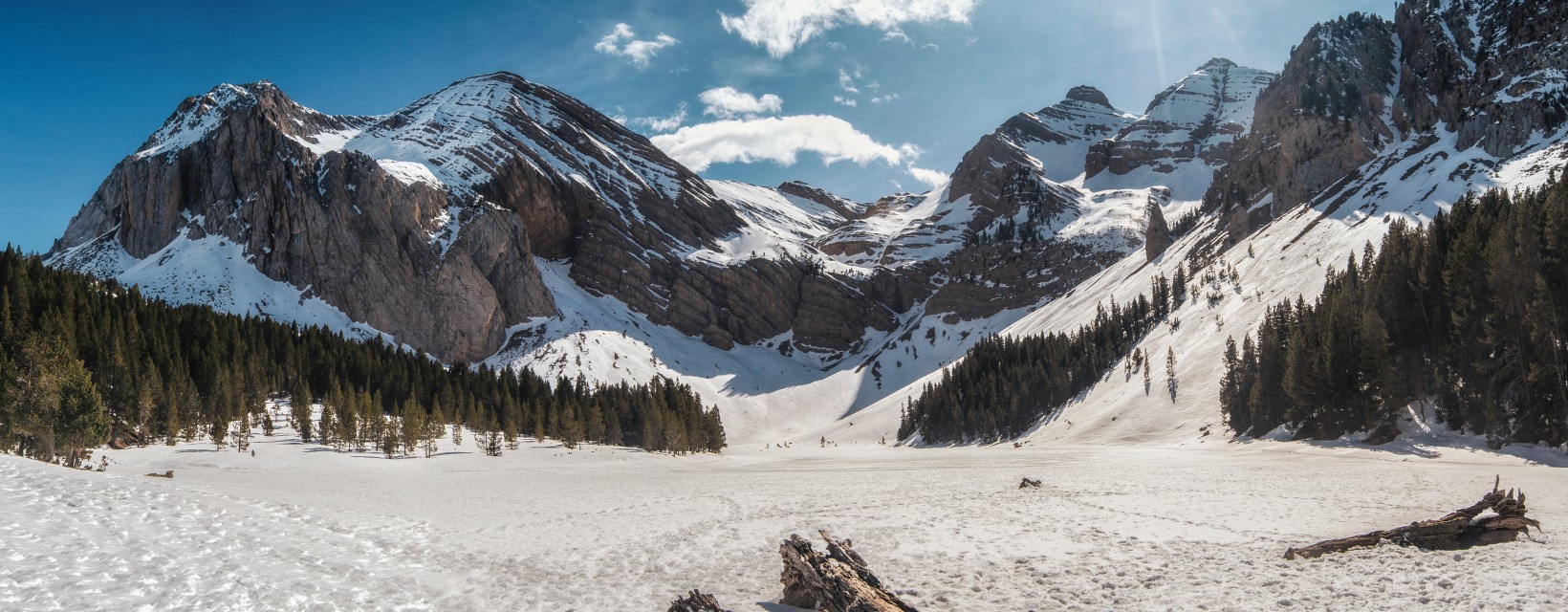 Ibon de Plan en hiver, Huesca, Aragon, Pyrénées, Espagne