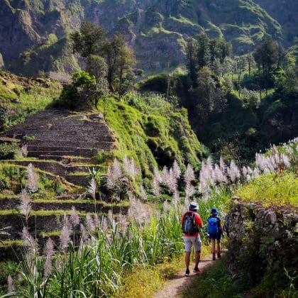 Randonneurs à Santo Antao, Cap-Vert