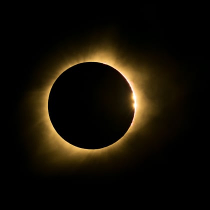Éclipse solaire totale